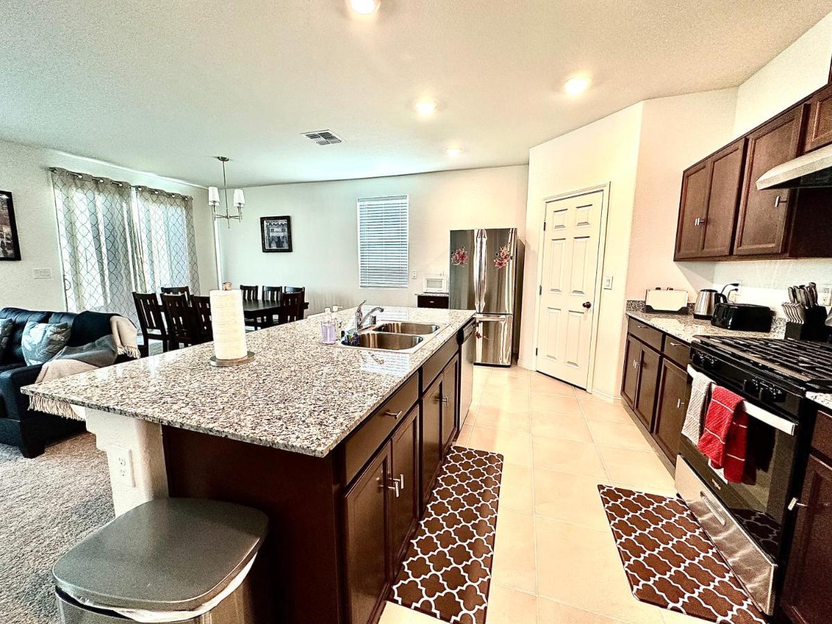 Spacious House, 5 Bedrooms, Sleeps 12, Near Las Vegas Strip And Airport Exterior foto